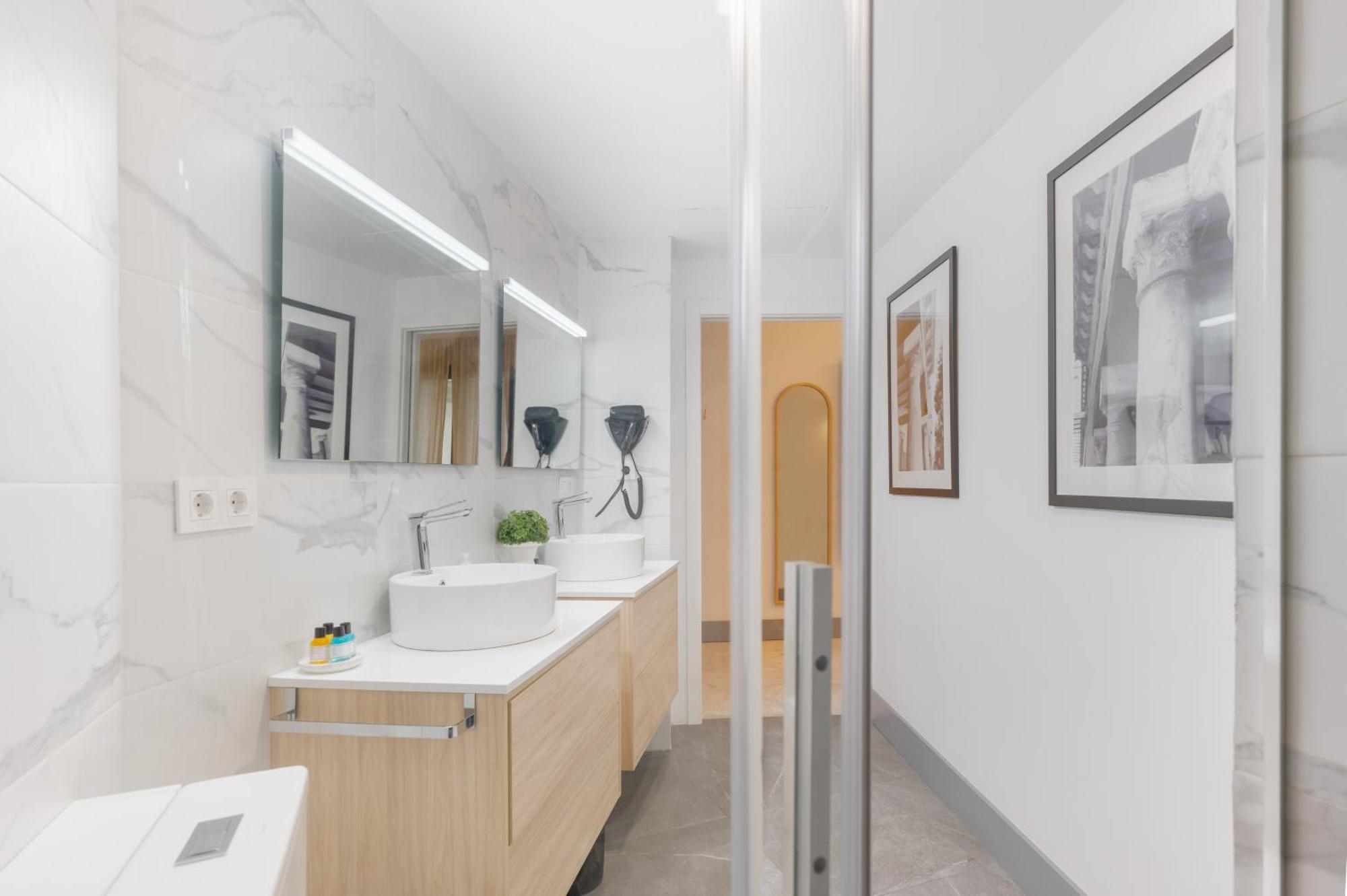 Panther Home Francos Seville Ngoại thất bức ảnh