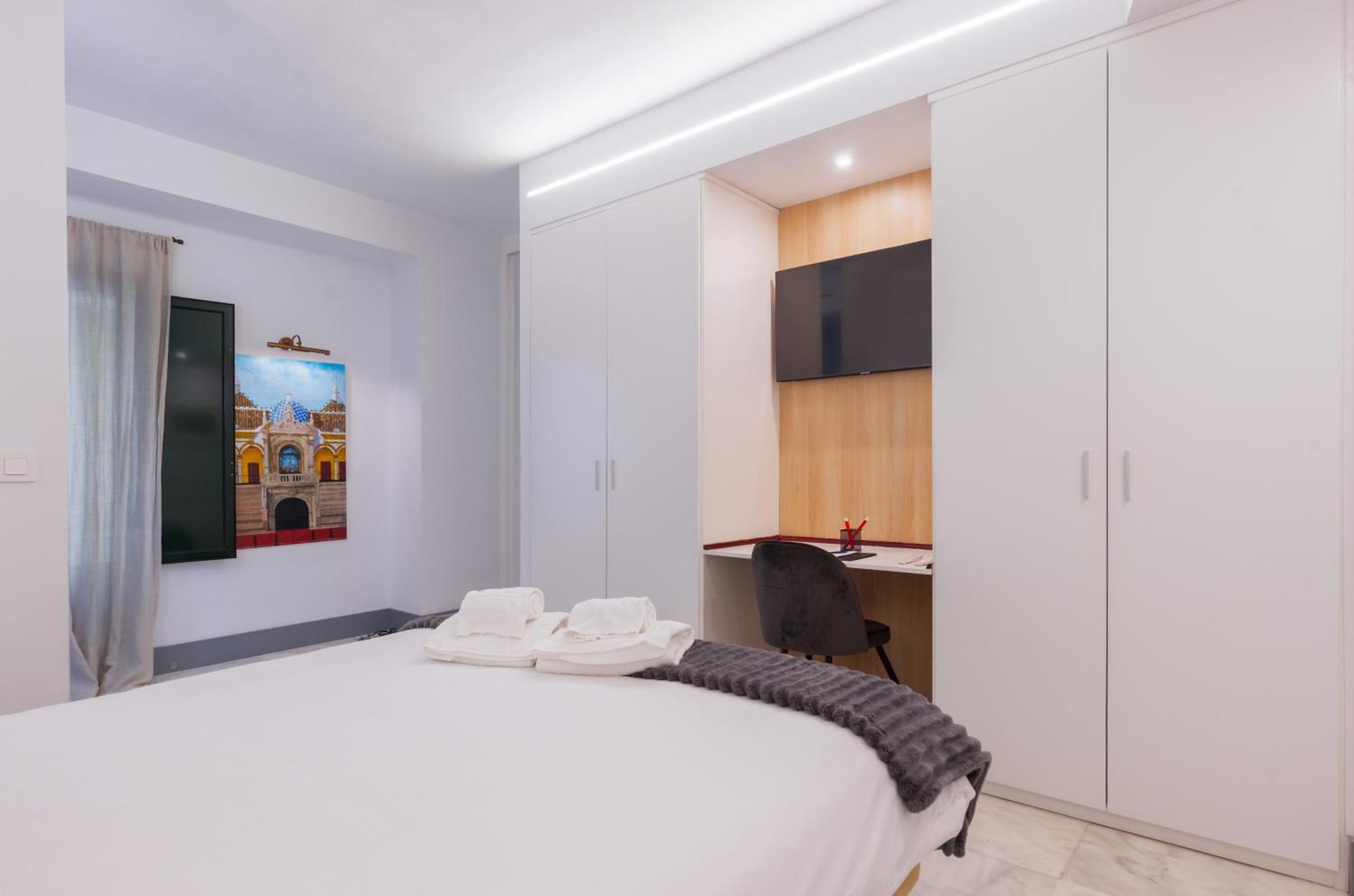 Panther Home Francos Seville Ngoại thất bức ảnh